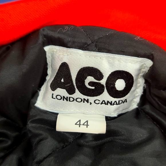 Reflective jacket with hood - Picture 2 of 5